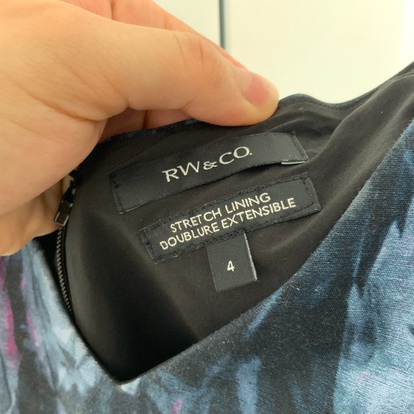 RW&CO A Line Dress - Picture 5 of 6